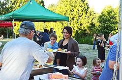 LAURELHURST SALMON BAKE 2014